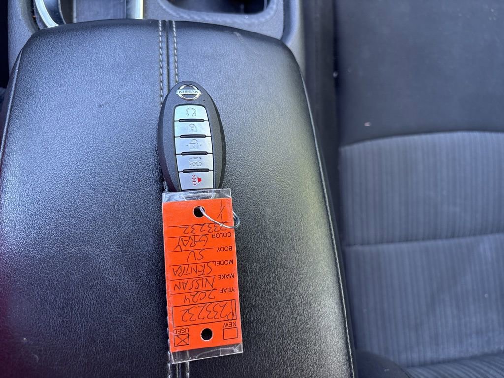 Used 2024 Nissan Sentra SV FWD image 18