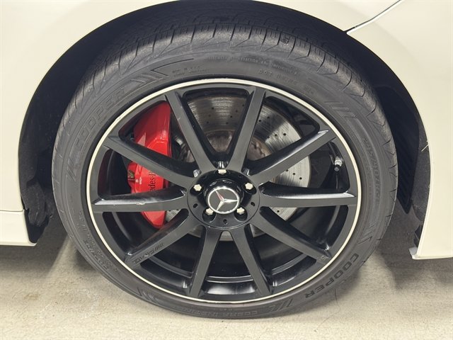 Used 2015 Mercedes-Benz S 550 4MATIC Coupe w/ Sport Package image 13