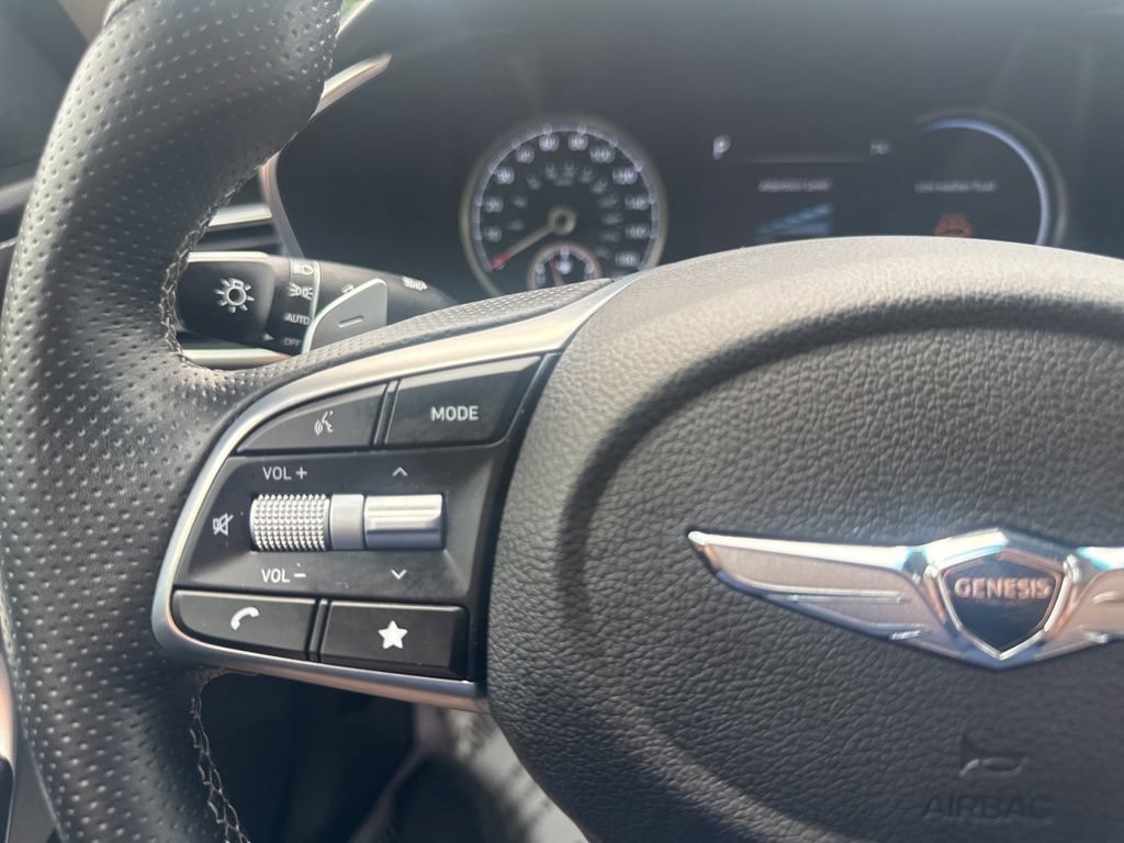 Used 2023 Genesis G70 3.3T AWD/4WD image 22