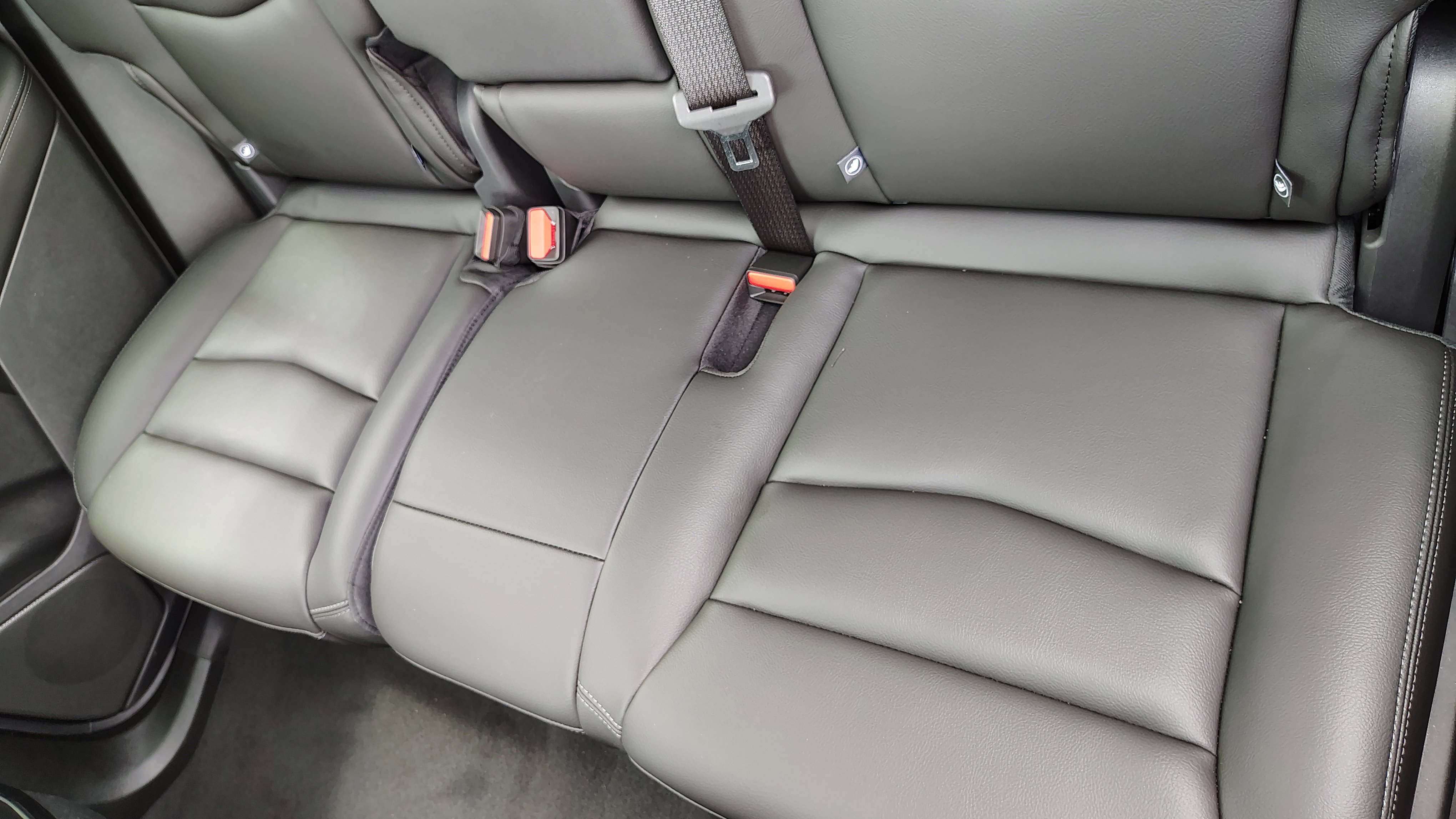 New 2025 Cadillac XT6 Luxury image 36