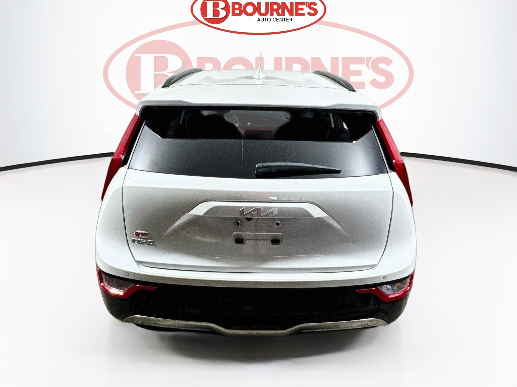 Used 2025 Kia Niro Wind w/ Wind Preserve Package FWD image 9