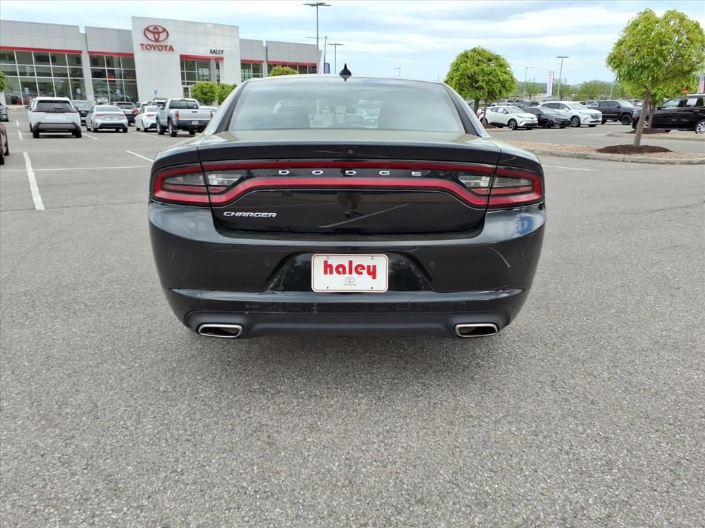 Used 2023 Dodge Charger SXT RWD image 6