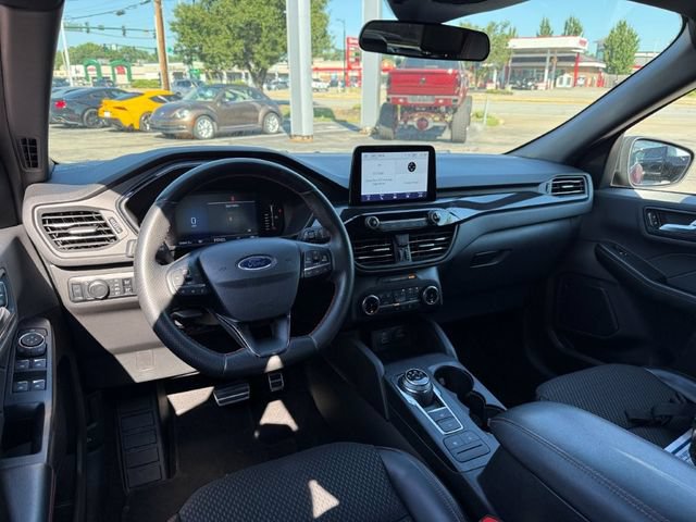 Used 2024 Ford Escape ST-Line AWD/4WD image 25