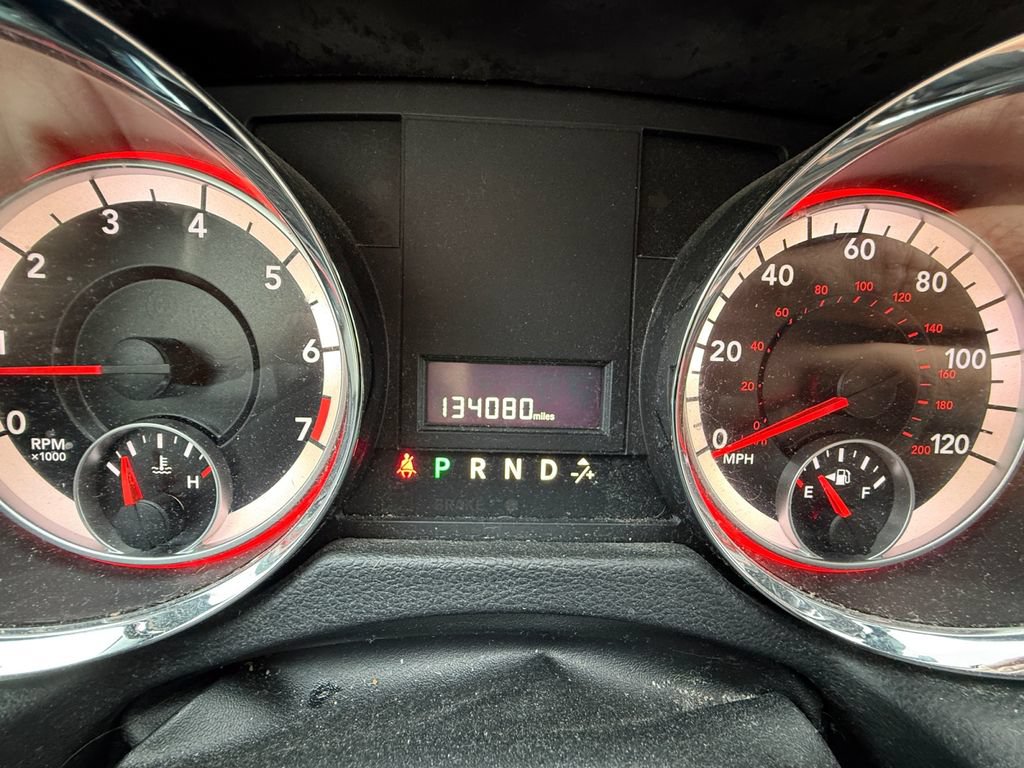 Used 2019 Dodge Grand Caravan SXT FWD image 12