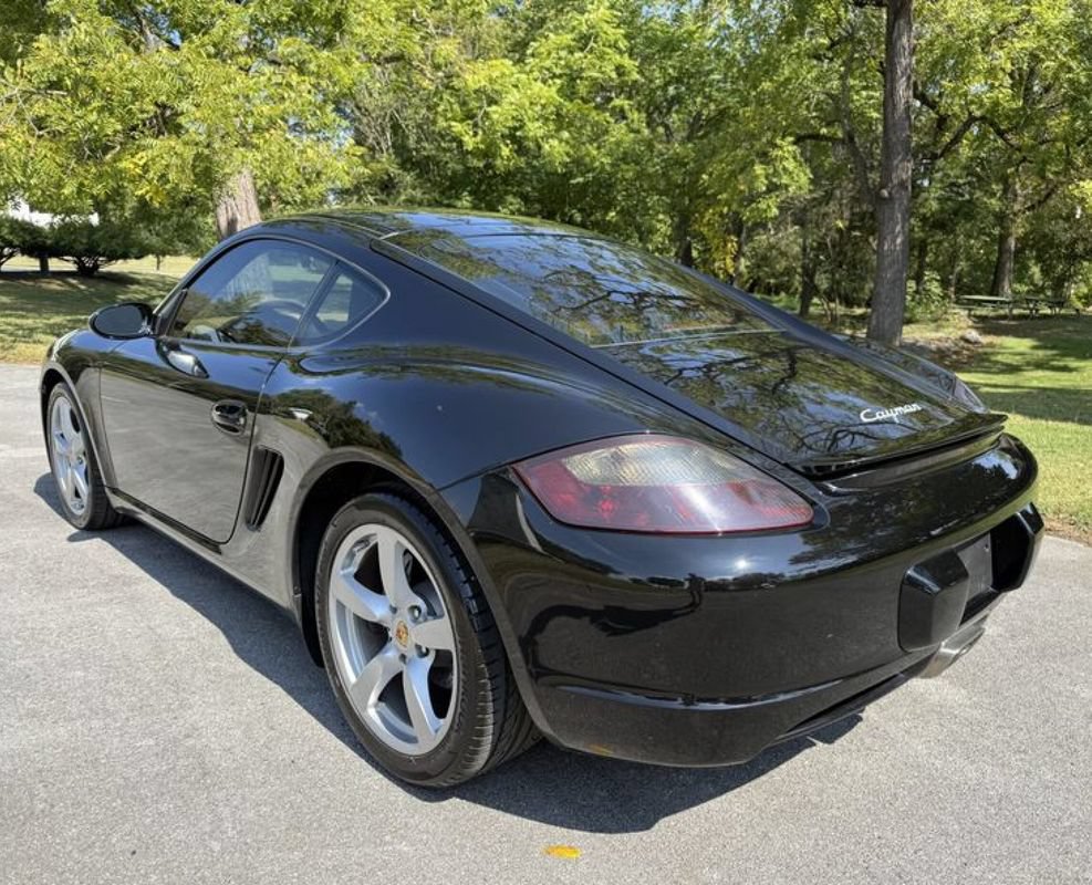 Used 2008 Porsche Cayman RWD image 9