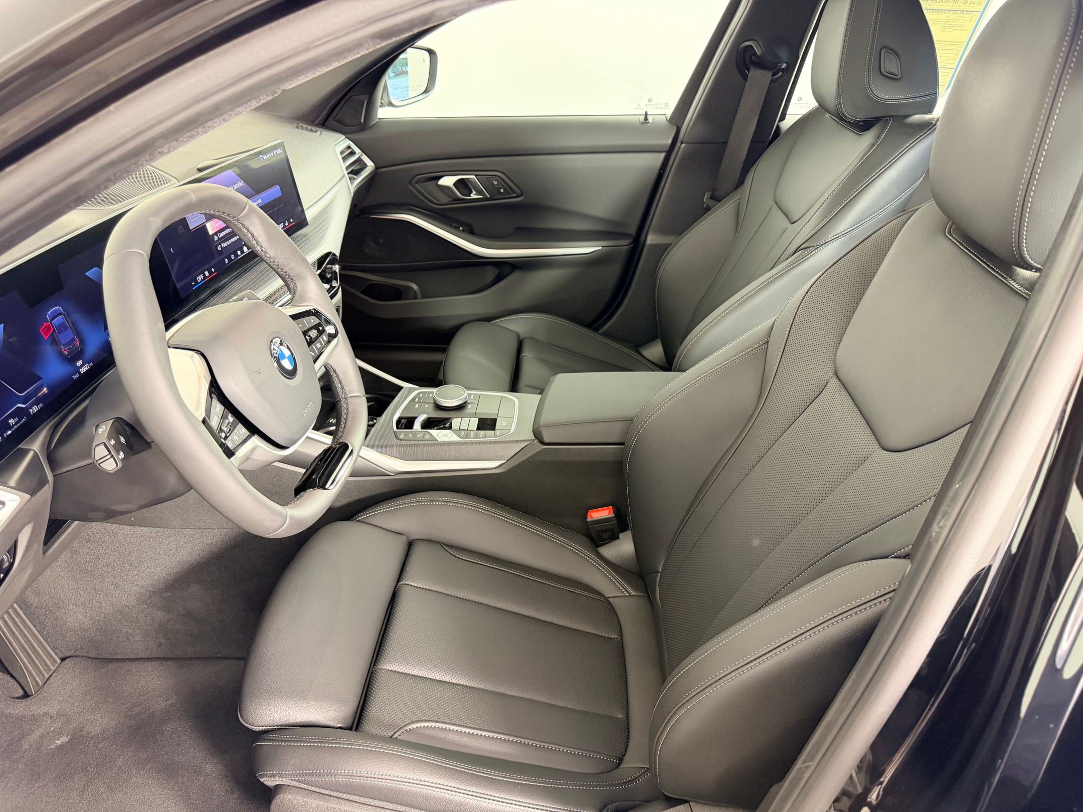 Used 2025 BMW 330i Sedan RWD image 5