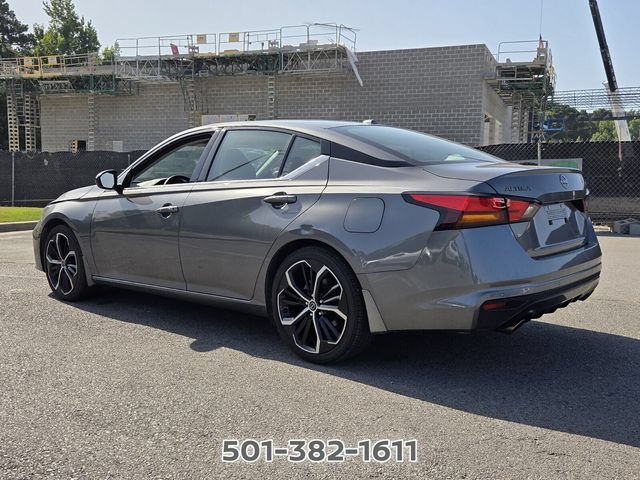 Used 2024 Nissan Altima 2.5 SR FWD image 3
