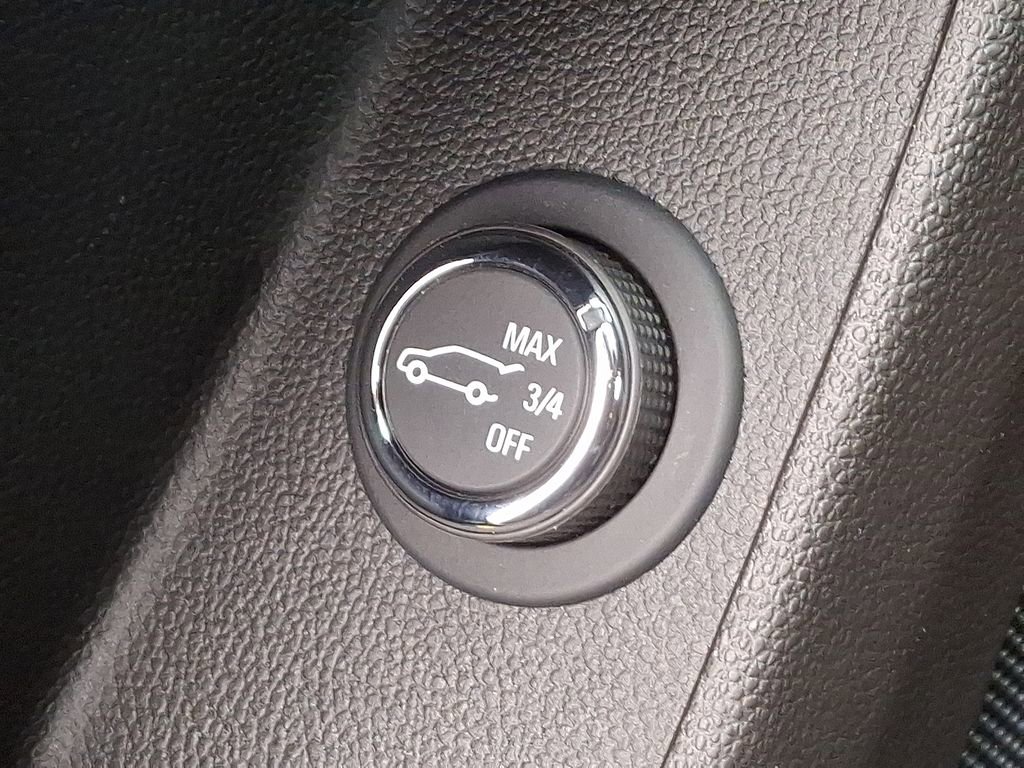 Certified 2023 Chevrolet Traverse LT image 28