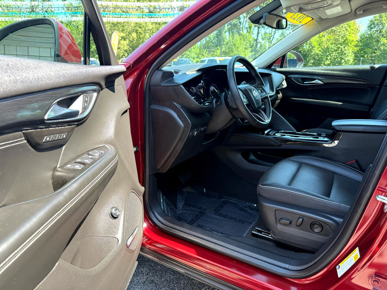 Used 2021 Buick Envision Essence w/ Technology Package I image 15