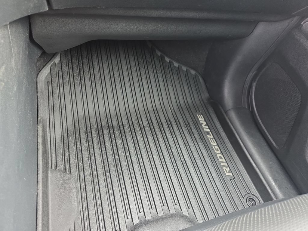 Certified 2023 Honda Ridgeline RTL image 18