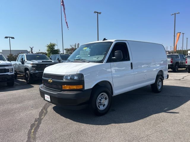 New 2025 Chevrolet Express 2500 RWD image 7