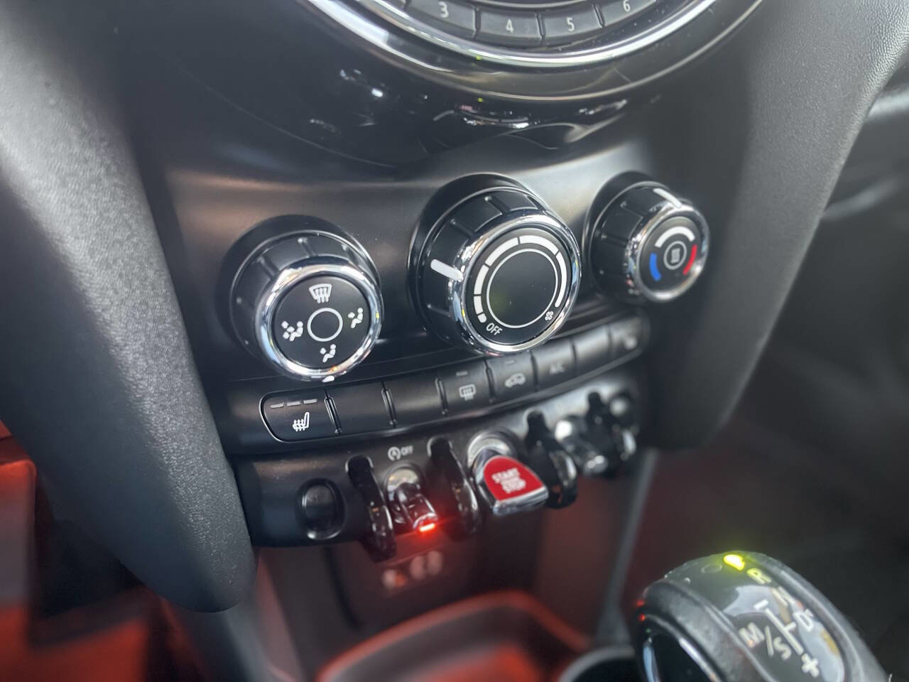 Used 2014 MINI Cooper 2-Door Hardtop image 24