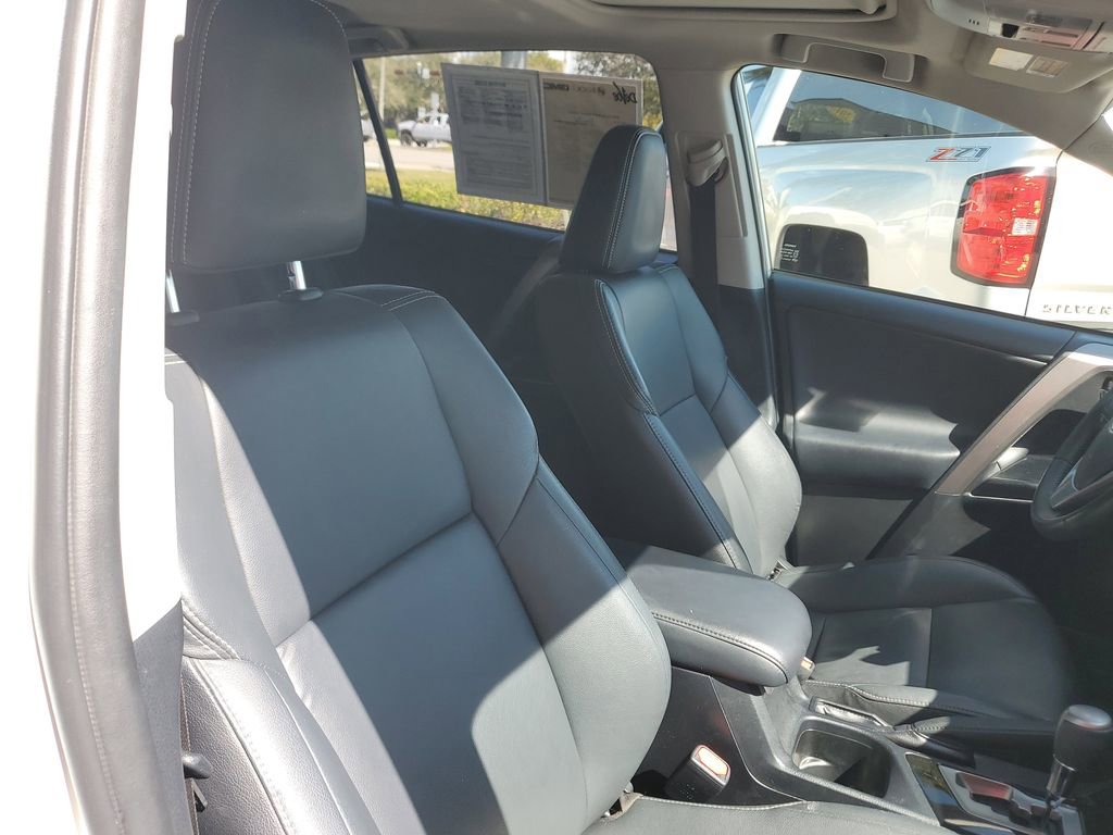 Used 2018 Toyota RAV4 Limited w/ Advanced Technology Package image 22