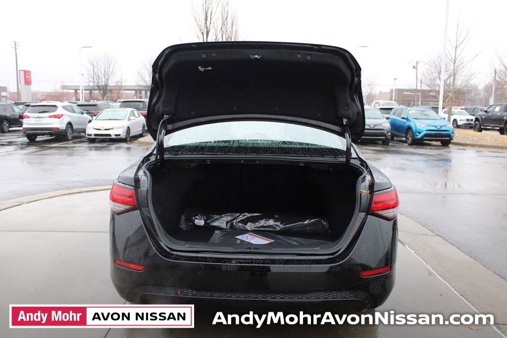 New 2025 Nissan Sentra SV image 5