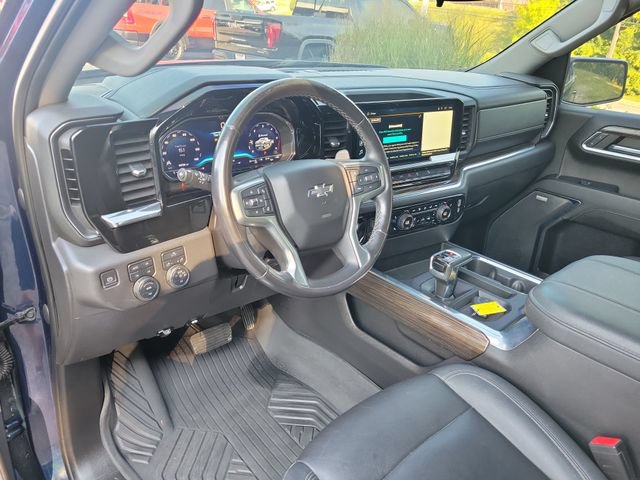 Used 2023 Chevrolet Silverado 1500 RST AWD/4WD image 14