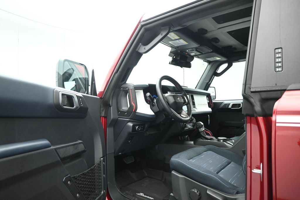 New 2026 Ford Bronco Heritage Edition AWD/4WD image 6