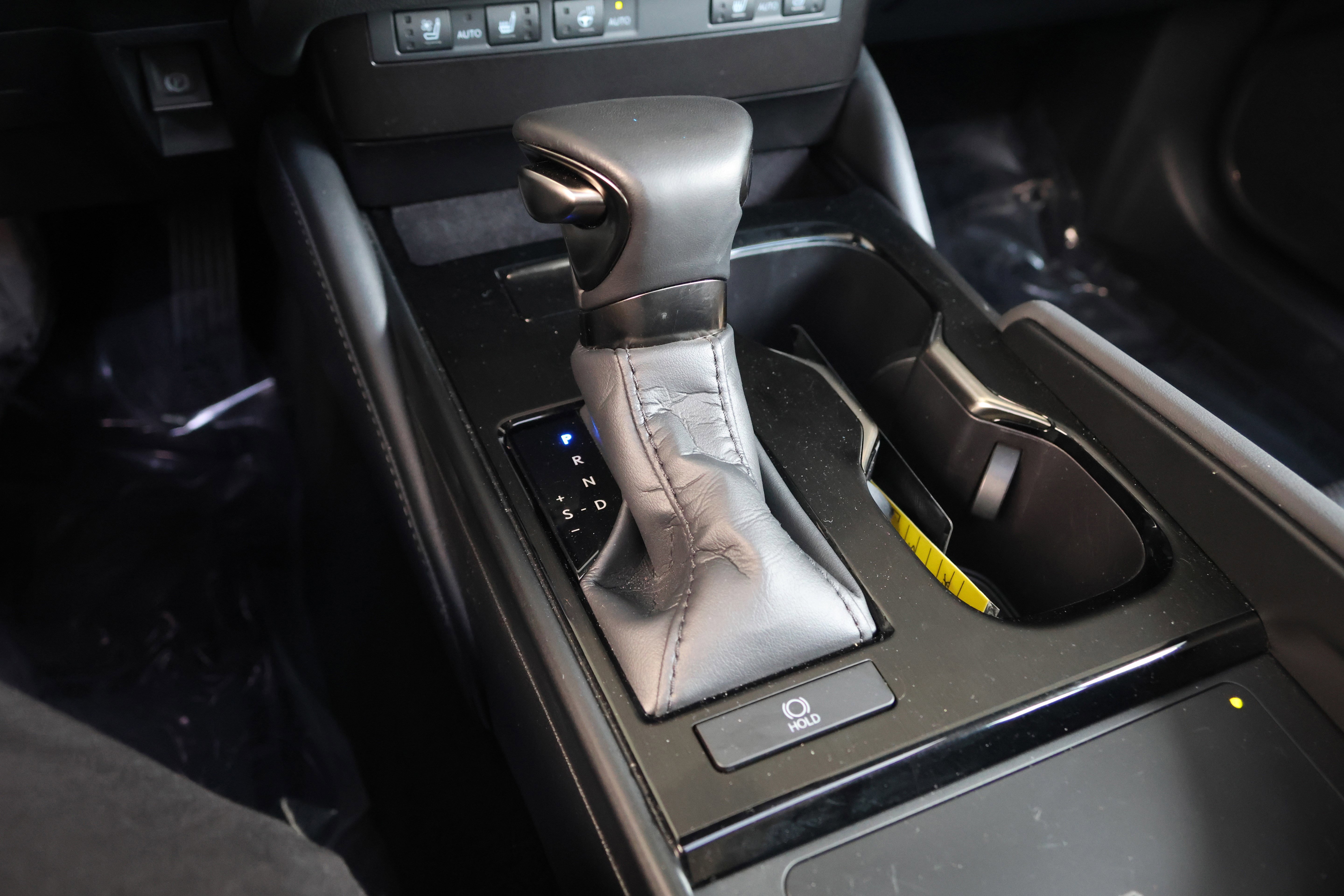 Used 2024 Lexus ES 350 350 w/ Premium Package image 24