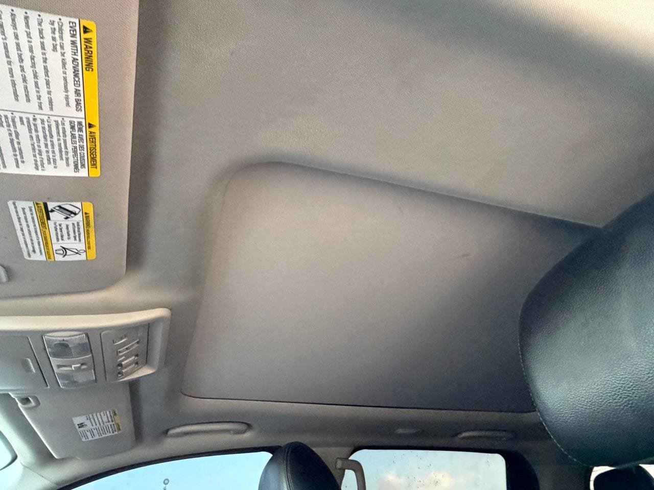 Used 2020 Nissan Titan SL w/ Moonroof Package RWD image 32