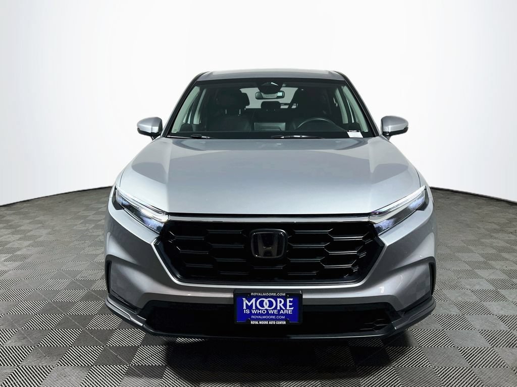 Used 2025 Honda CR-V LX image 2