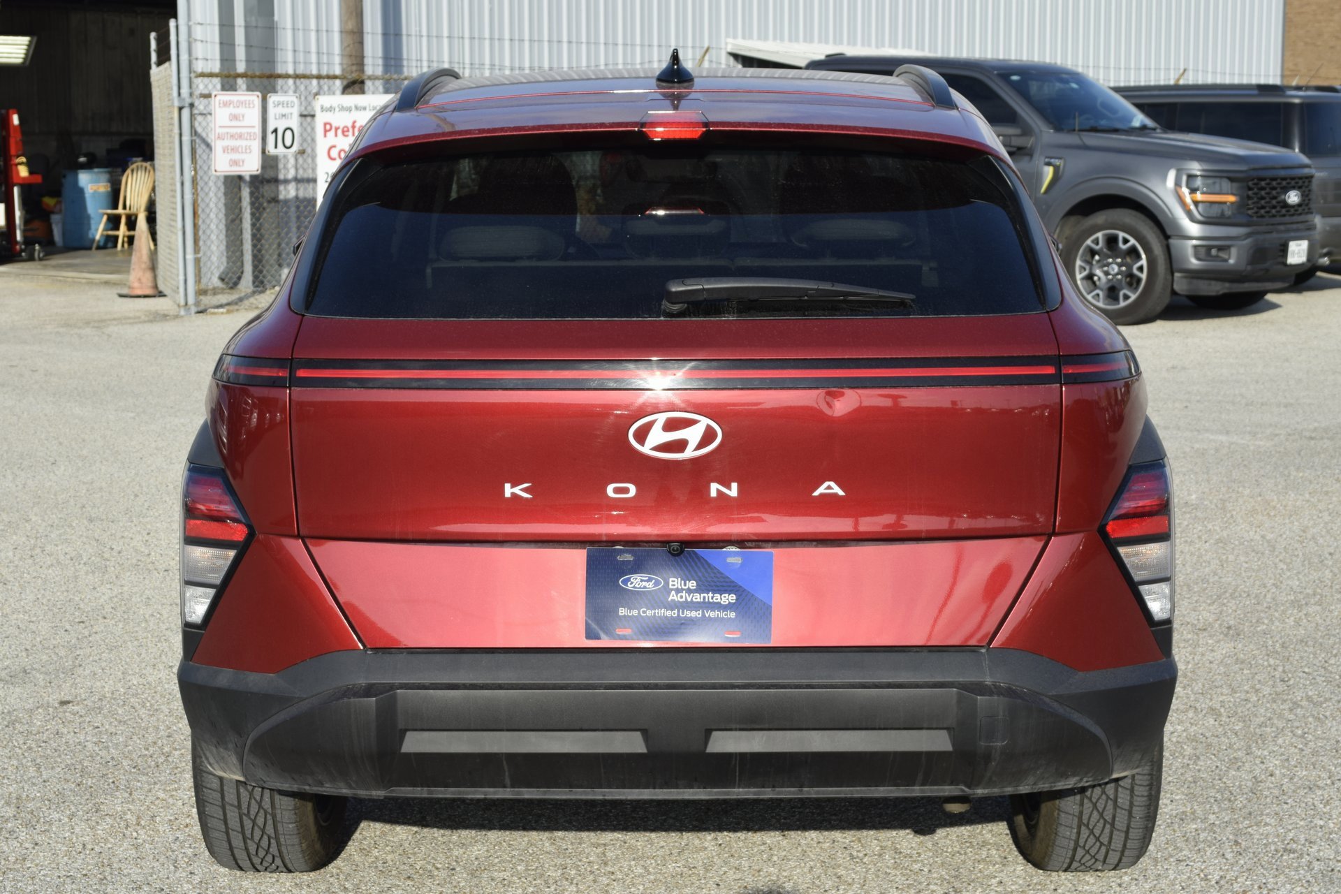 Used 2024 Hyundai Kona SEL image 9