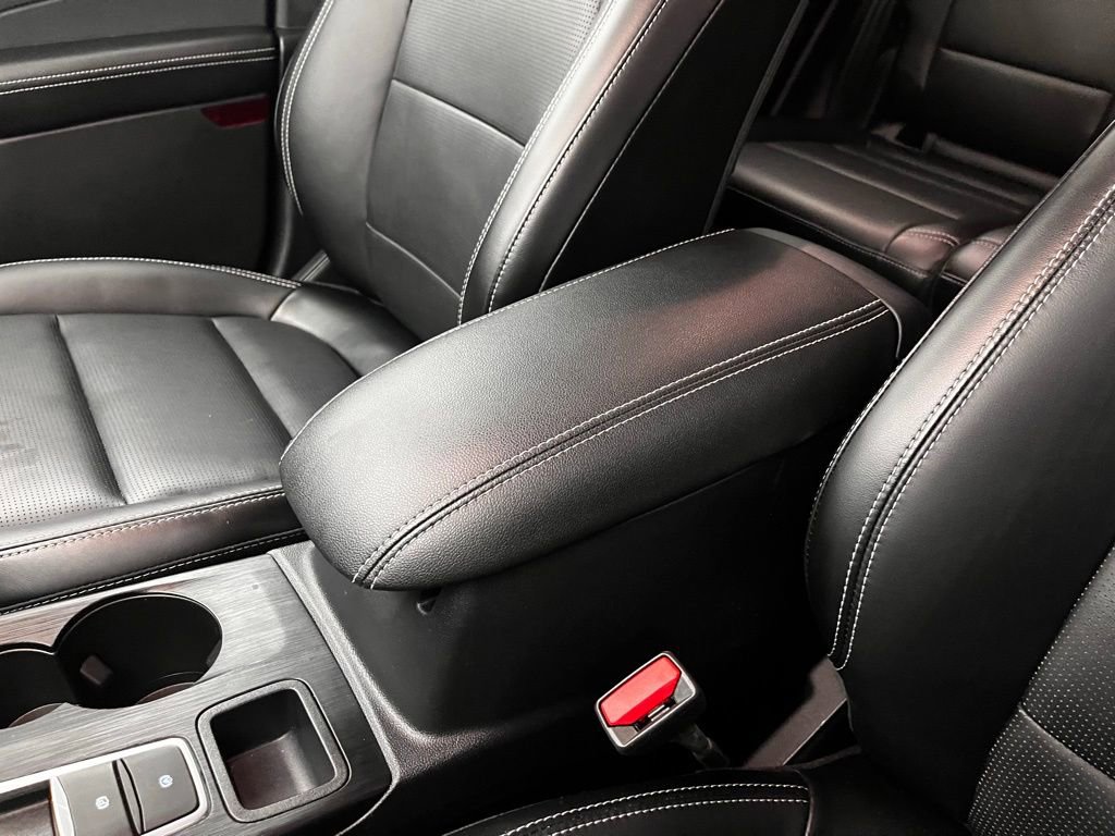 Used 2023 Ford Escape Platinum AWD/4WD image 30