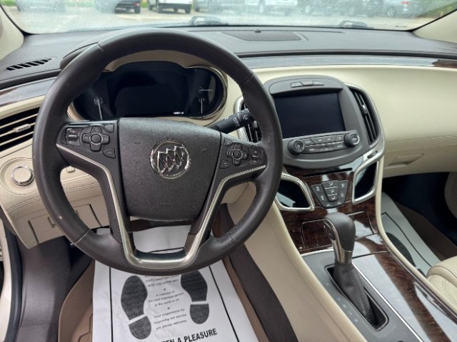 Used 2014 Buick LaCrosse Leather w/ Driver Confidence Package FWD image 13