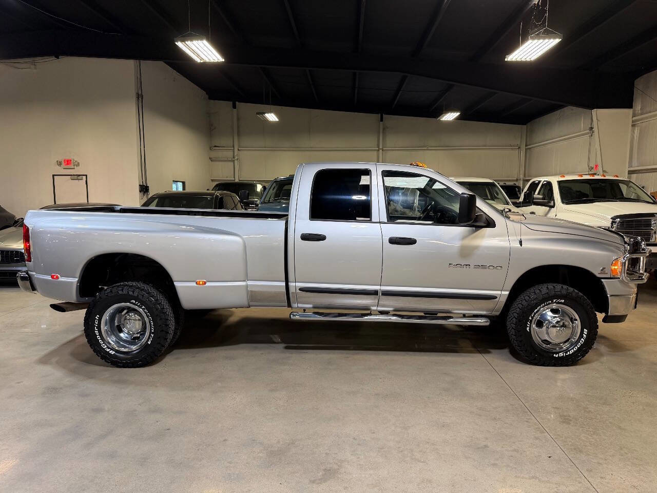 Used 2004 Dodge Ram 3500 Truck SLT w/ Trailer Tow Group AWD/4WD image 8