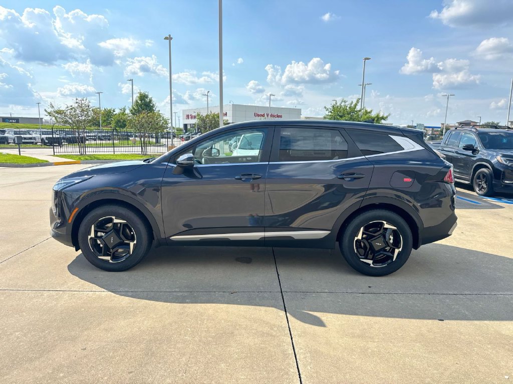 New 2026 Kia Sportage EX FWD image 5