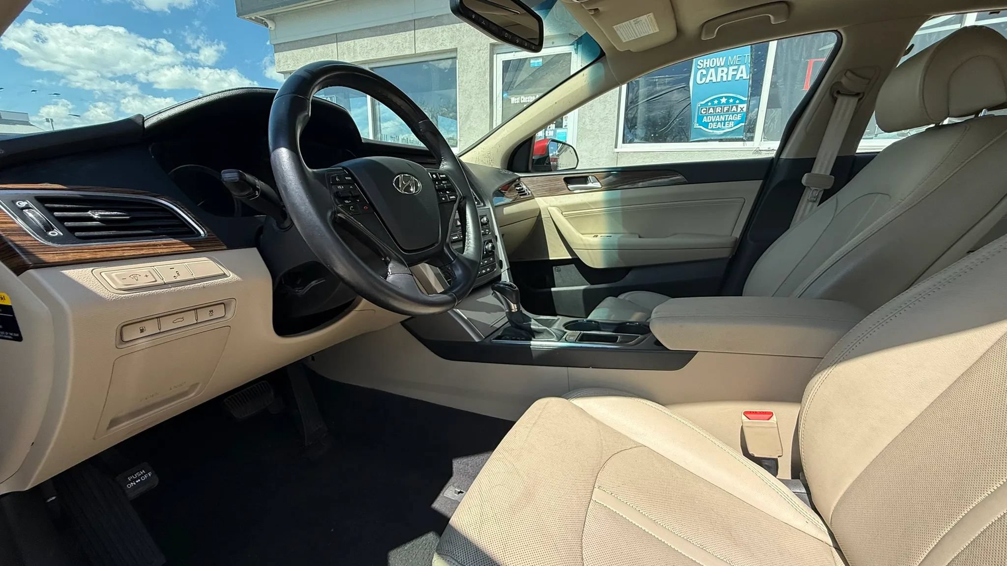 Used 2017 Hyundai Sonata Limited w/ Tech Package 03 FWD image 8