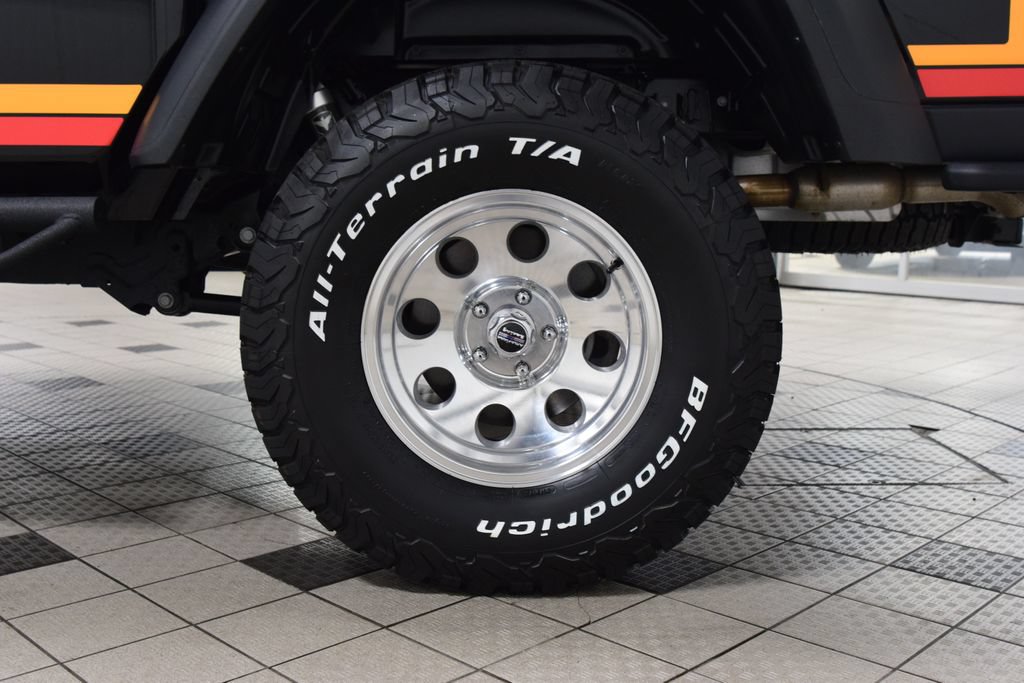 Used 2025 Jeep Gladiator Rubicon AWD/4WD image 29