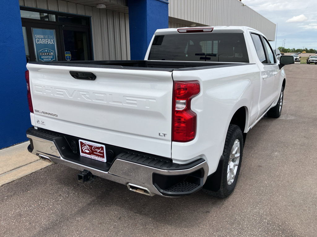 Used 2024 Chevrolet Silverado 1500 LT AWD/4WD image 7