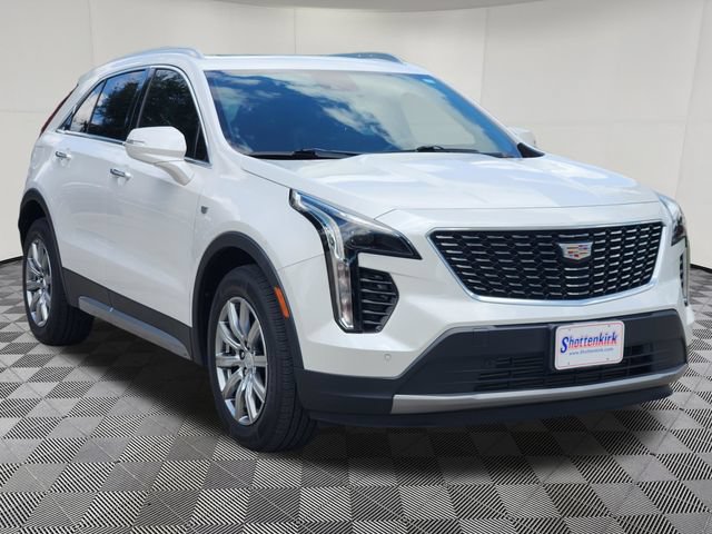 Used 2022 Cadillac XT4 Premium Luxury w/ Cold Weather Package FWD video 3