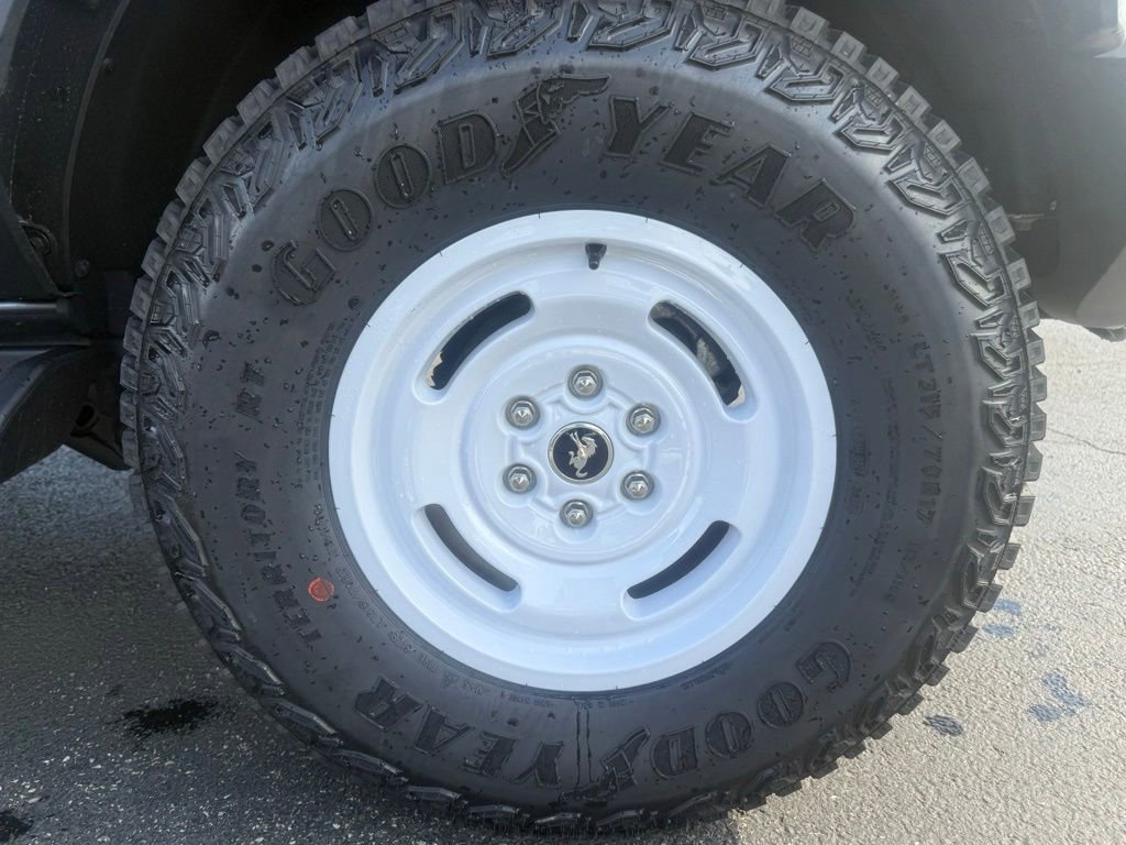 New 2025 Ford Bronco Heritage Edition AWD/4WD image 26