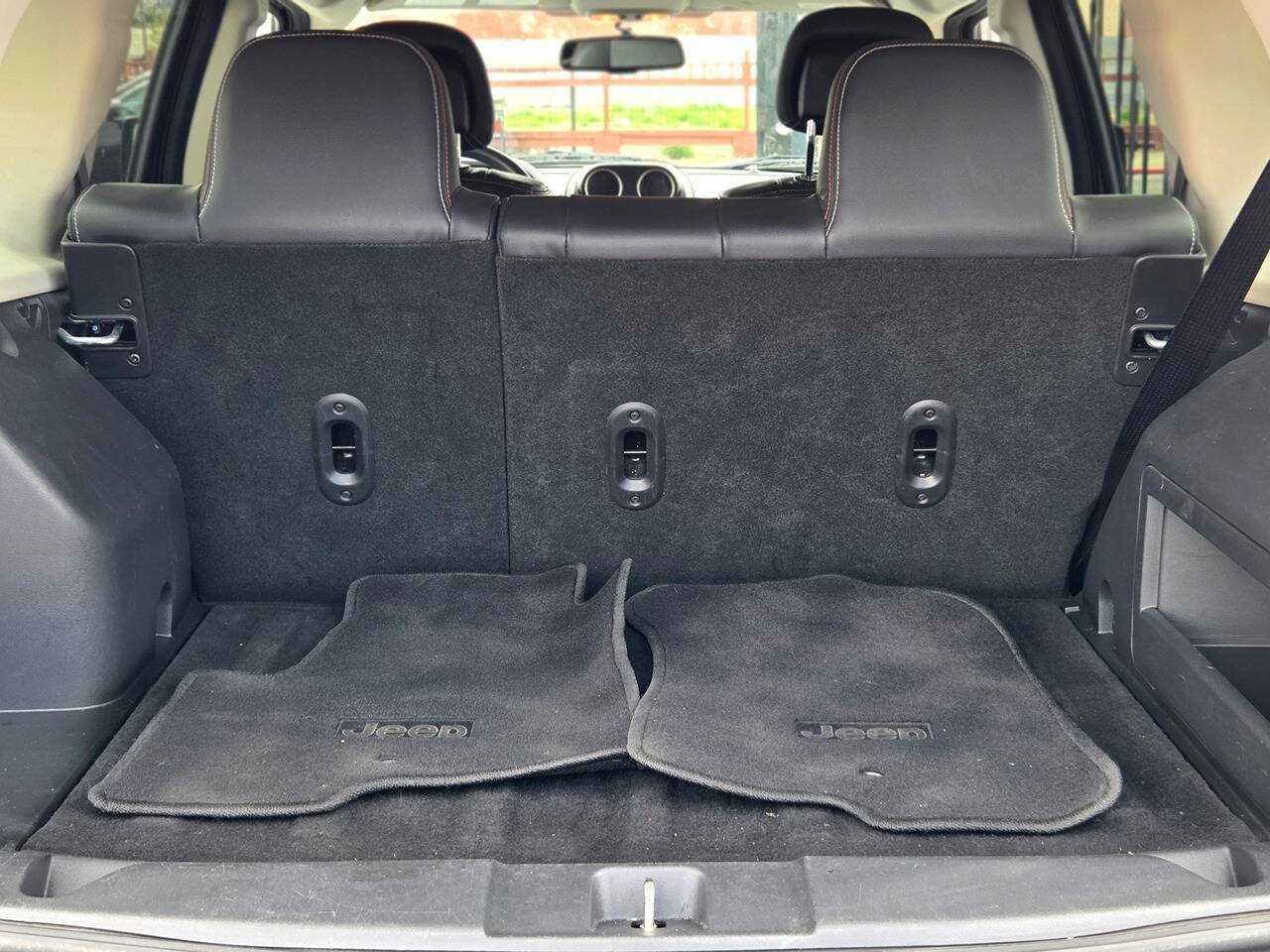 Used 2016 Jeep Patriot 75th Anniversary w/ Power Value Group FWD image 45