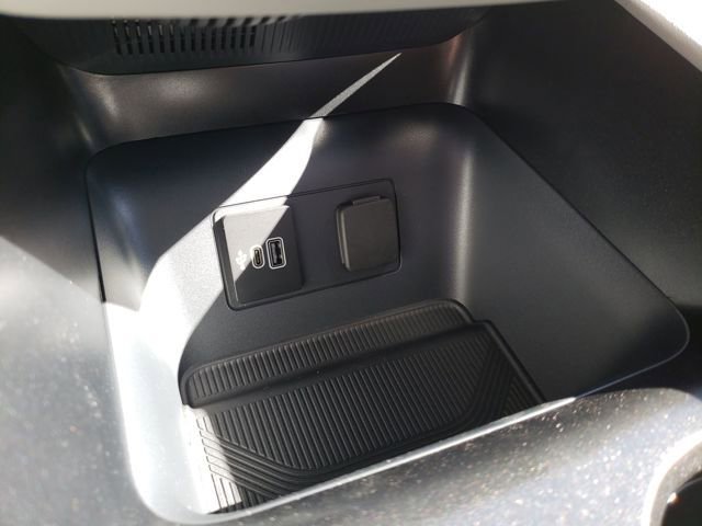 New 2026 Ford Explorer Active w/ Active Comfort Package image 26