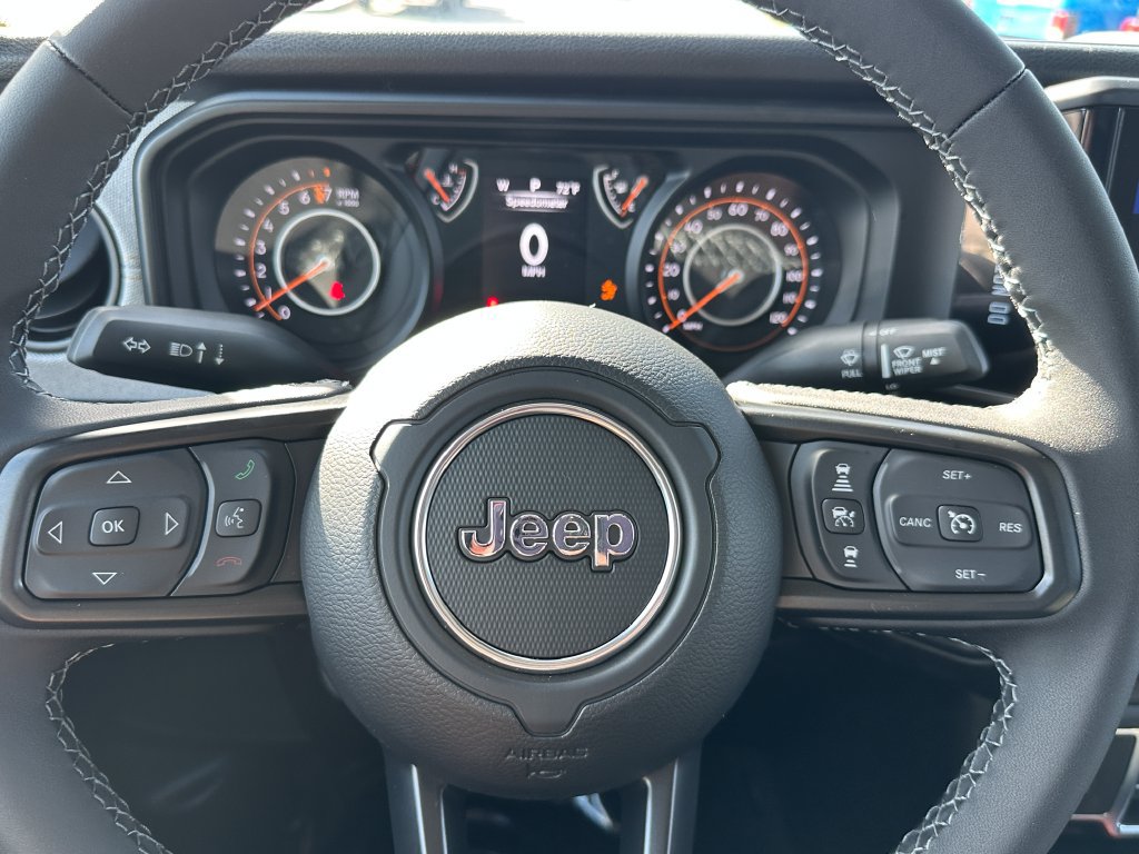 New 2026 Jeep Gladiator Sport AWD/4WD image 17