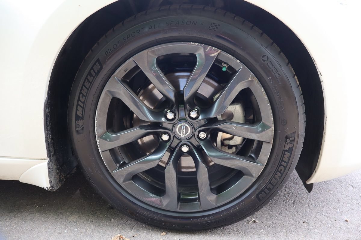 Used 2019 Nissan 370Z Touring RWD image 38