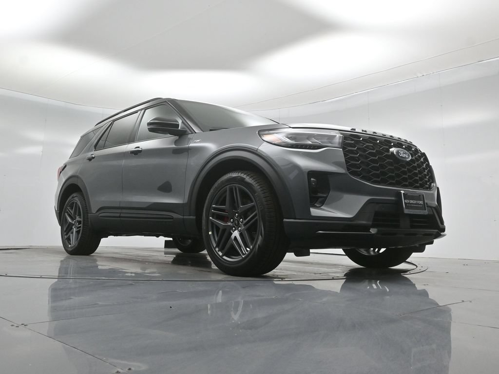 New 2026 Ford Explorer ST-Line w/ ST-Line Street Pack RWD image 45