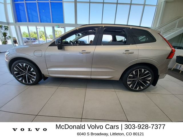 New 2026 Volvo XC60 T8 Ultra w/ Protection Package Premier AWD/4WD image 5