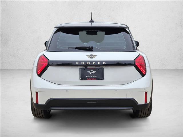 Used 2026 MINI Cooper 2-Door Hardtop image 7