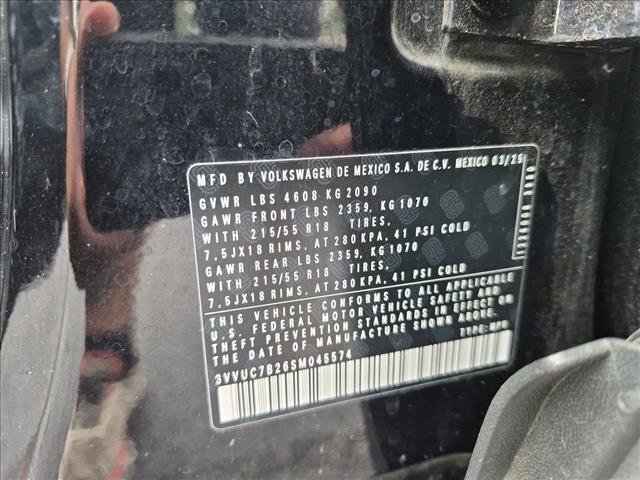 Used 2025 Volkswagen Taos SE AWD/4WD image 24