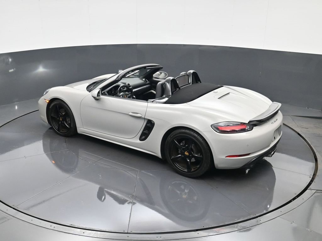Used 2018 Porsche 718 Boxster image 30