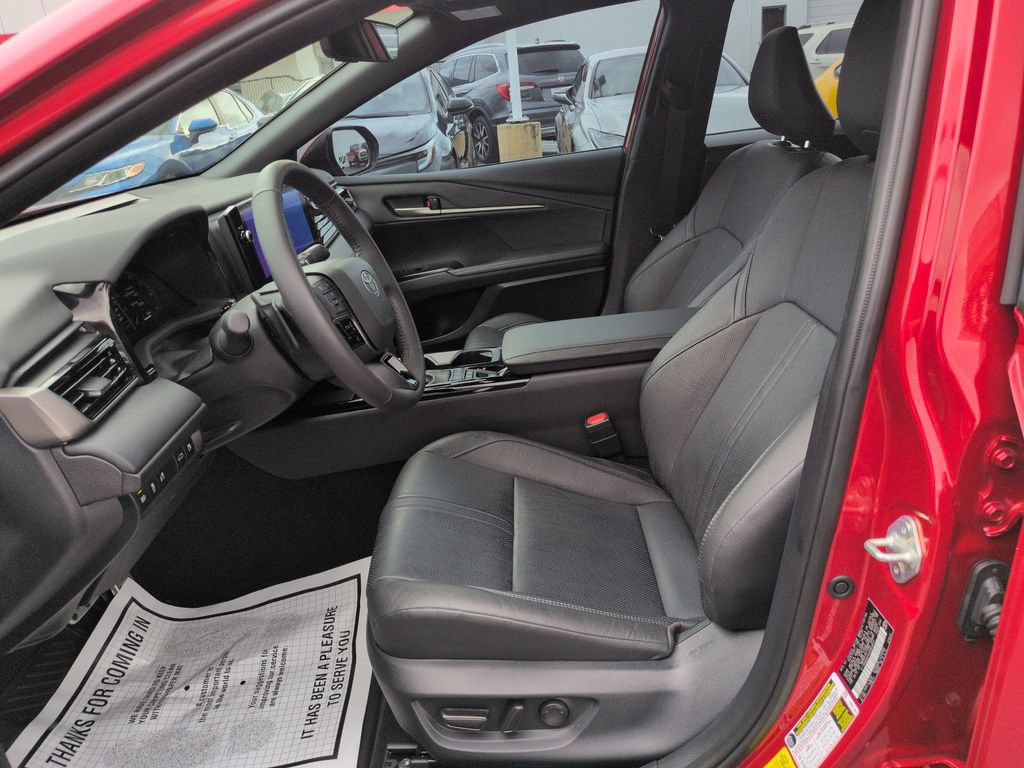 Certified 2025 Toyota Camry XSE FWD image 9