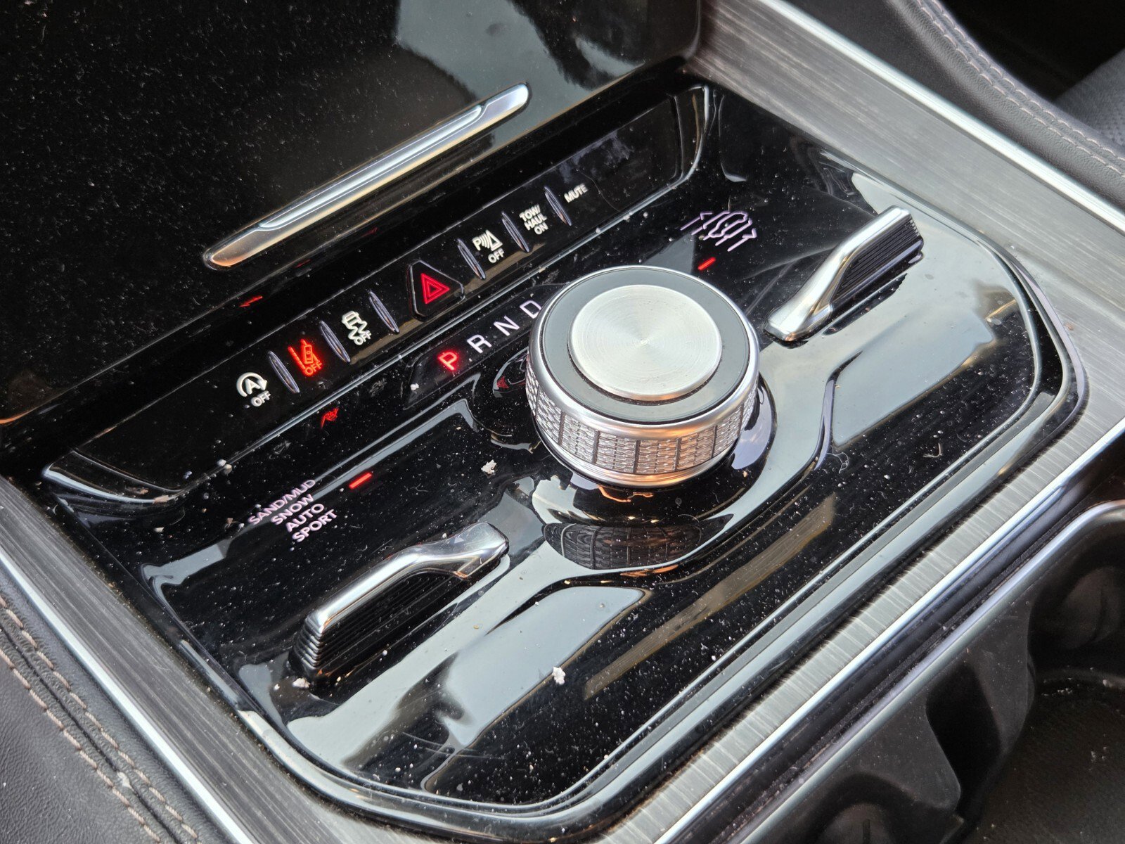 Used 2024 Jeep Wagoneer Series III image 18