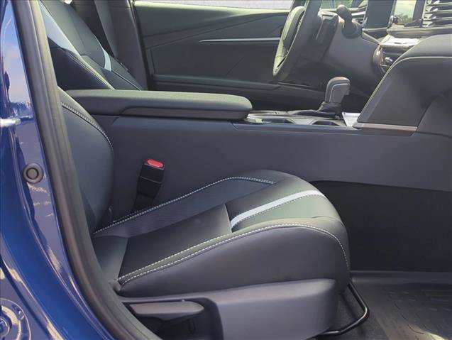 Used 2025 Toyota Camry SE FWD image 19