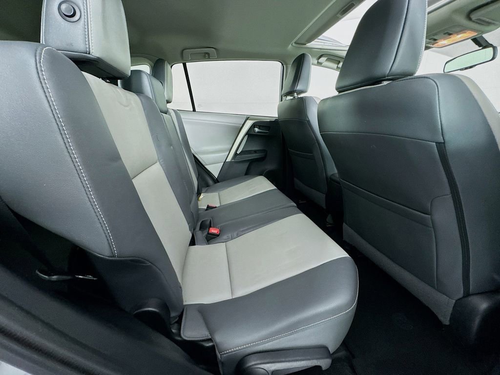Used 2013 Toyota RAV4 Limited image 35