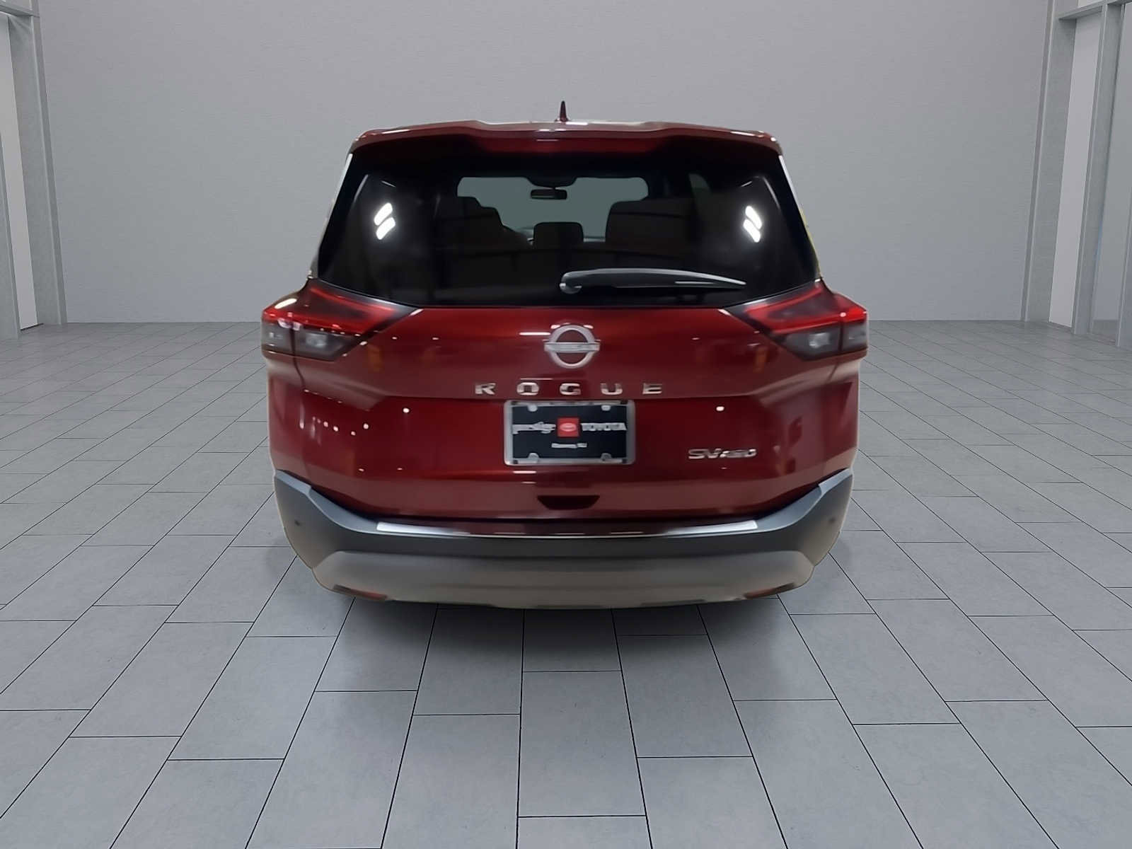 Used 2023 Nissan Rogue SV image 7