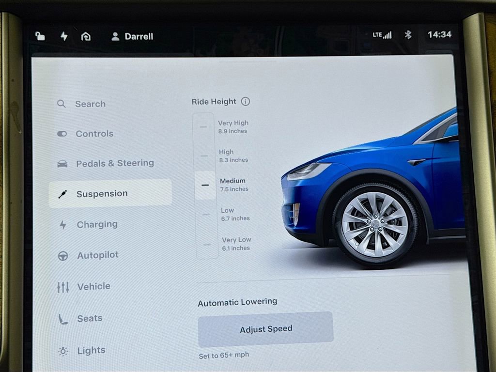 Used 2018 Tesla Model X 75D image 21