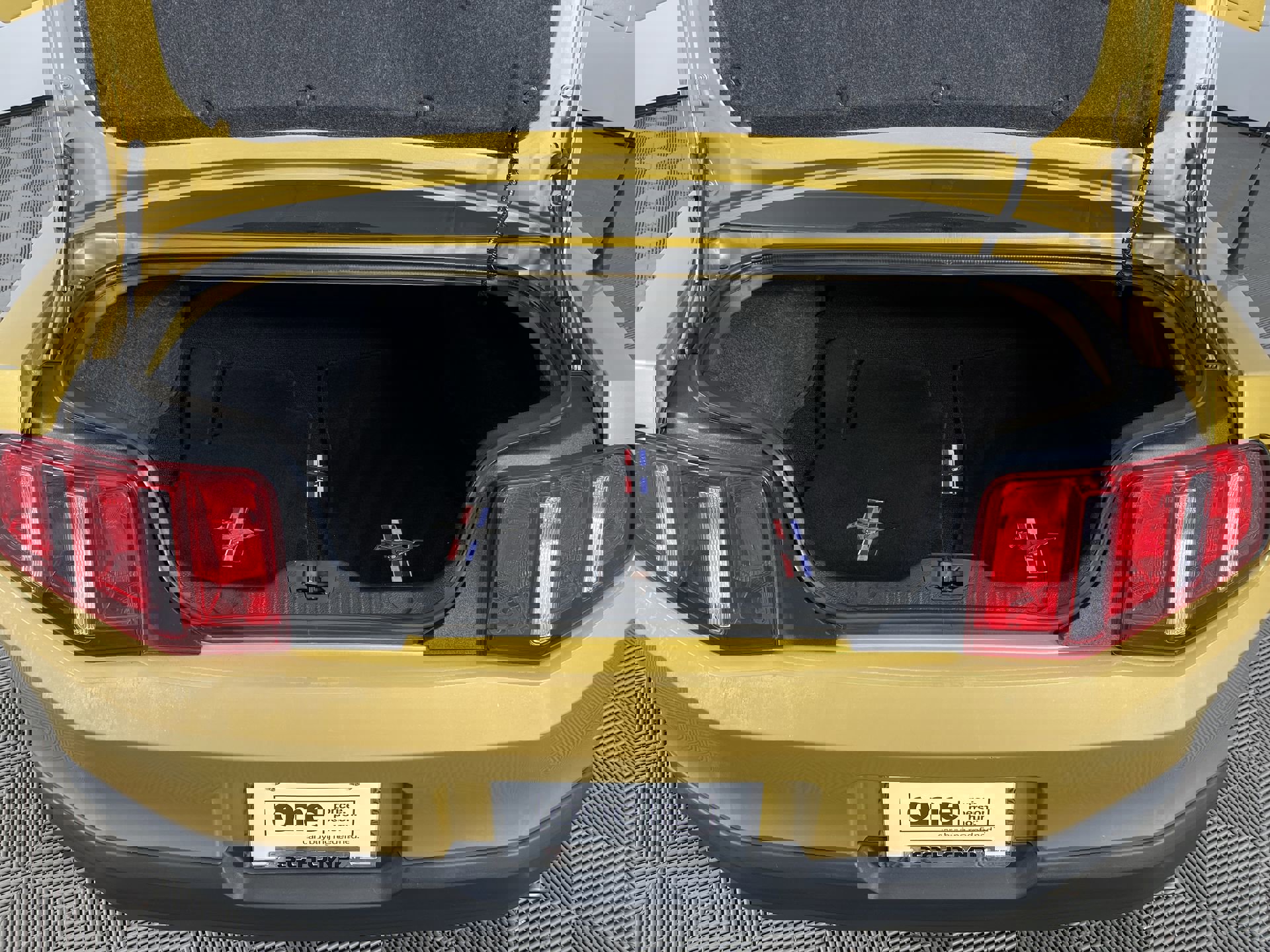 Used 2010 Ford Mustang Coupe image 20