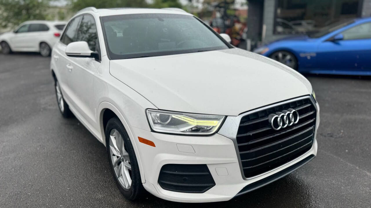 Used 2017 Audi Q3 2.0T Premium Plus w/ Premium Plus Package image 23